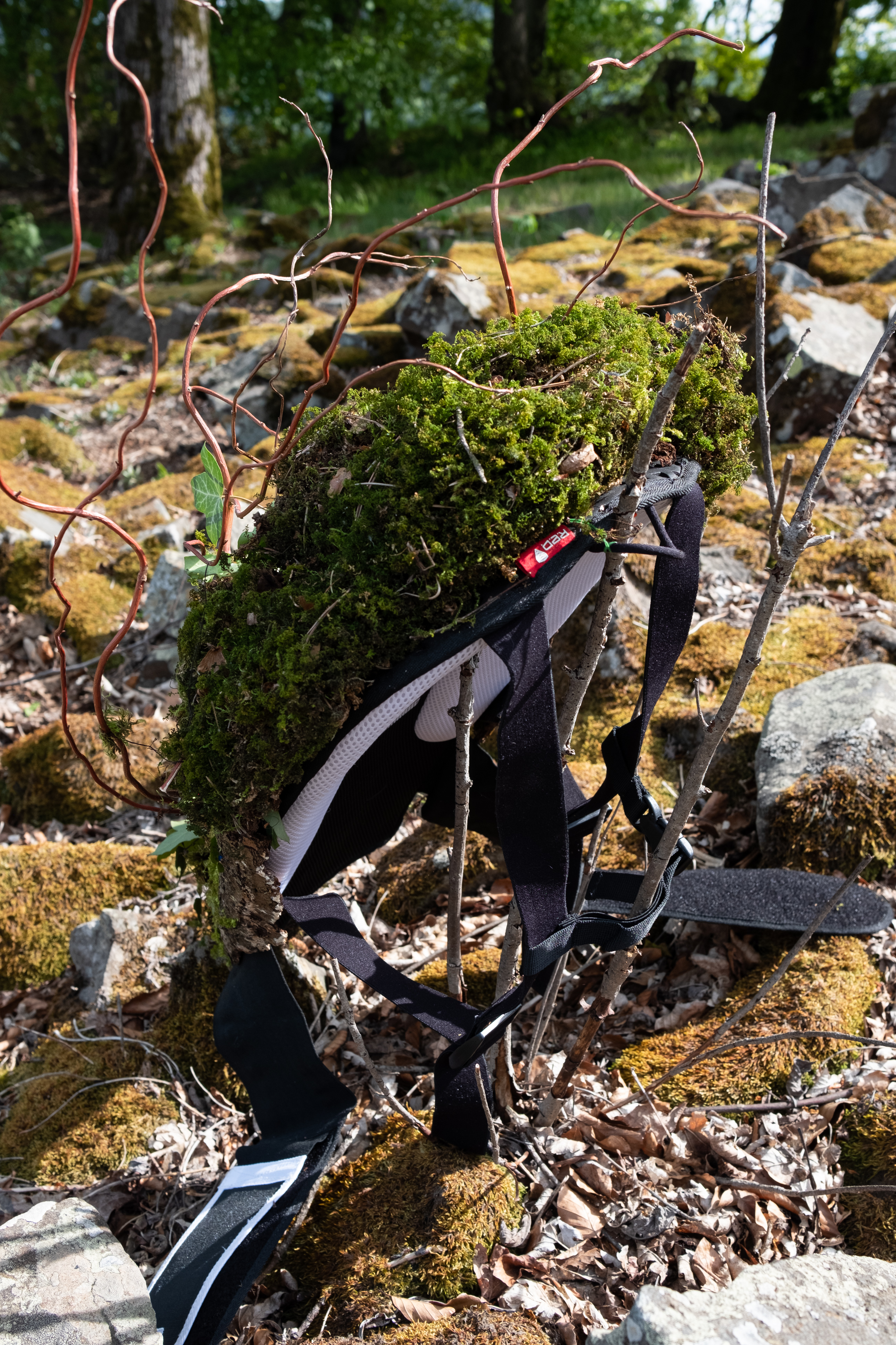 2020 05 Burial Of The White Man For Erik Niedling, Thuringia — Anica Kehr — Jeronim Horvat
